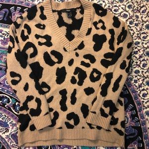 CHEETAH PRINT SWEATER